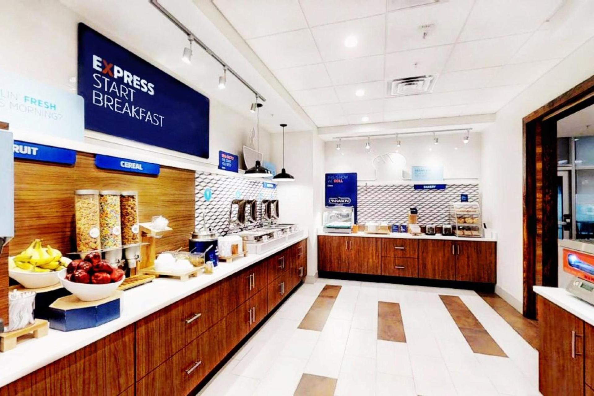 Holiday Inn Express & Suites - Chalmette - New Orleans S by IHG photo 6