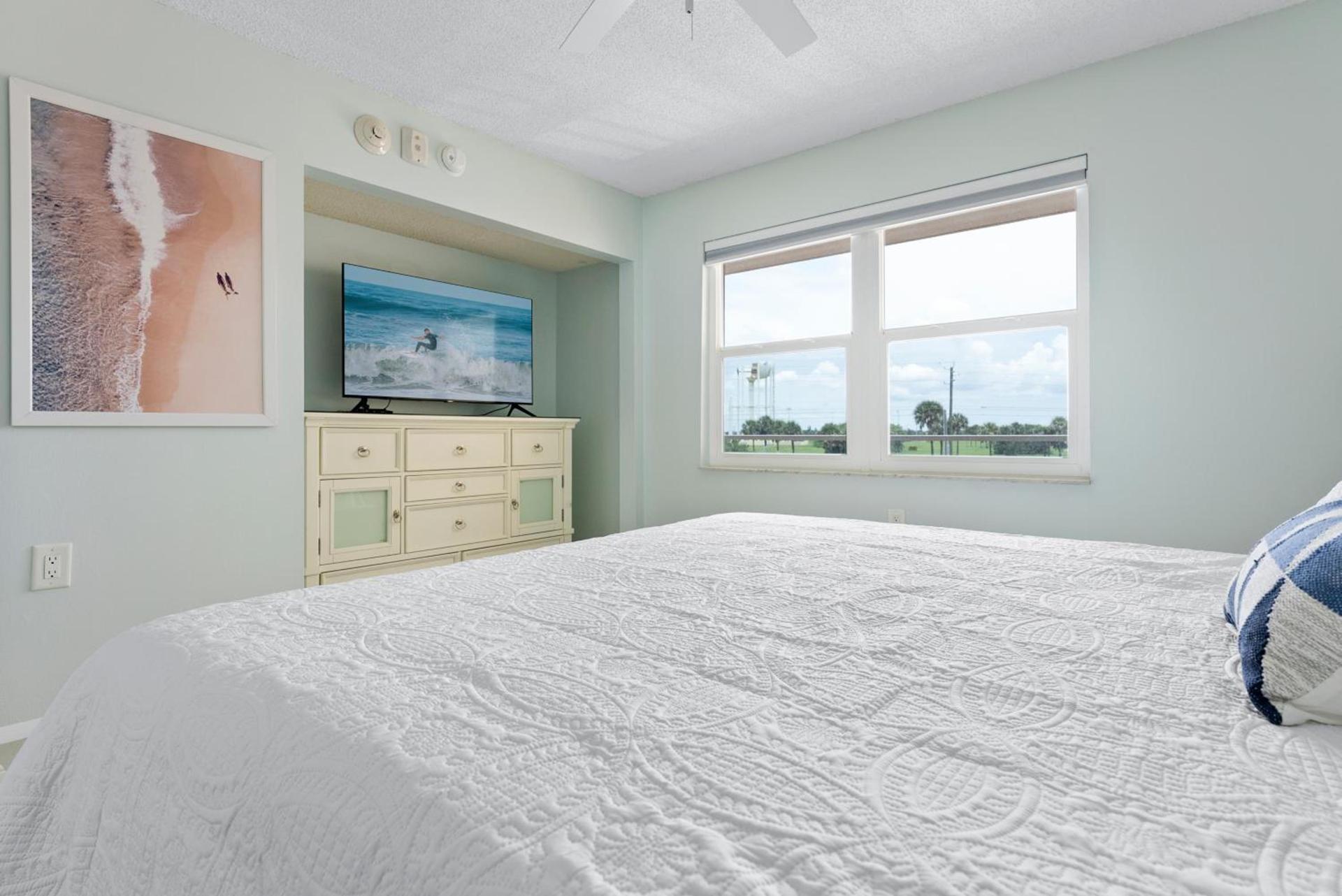 Paradise Beach Club - Oceanfront and Penthouse photo 94