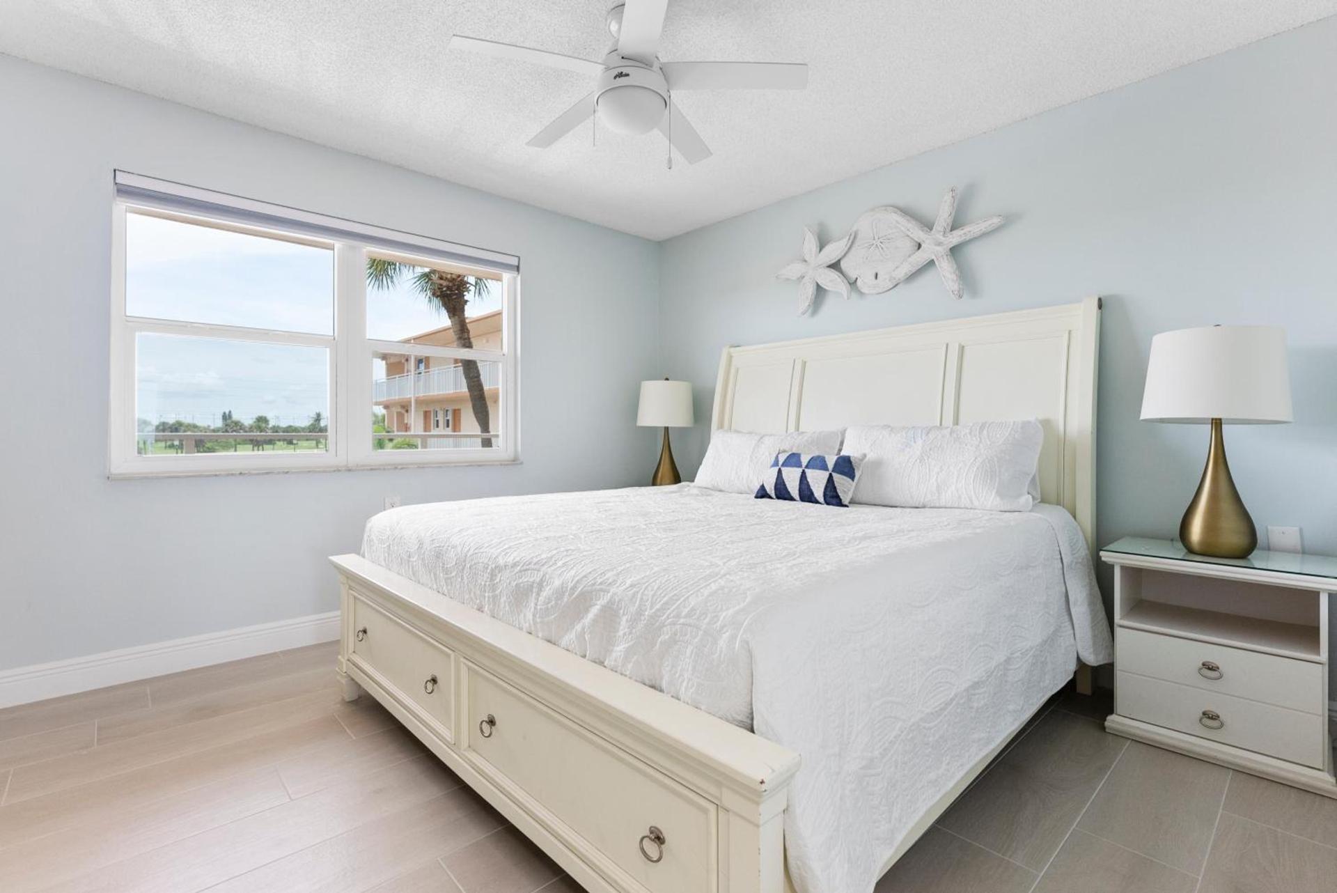 Paradise Beach Club - Oceanfront and Penthouse photo 92