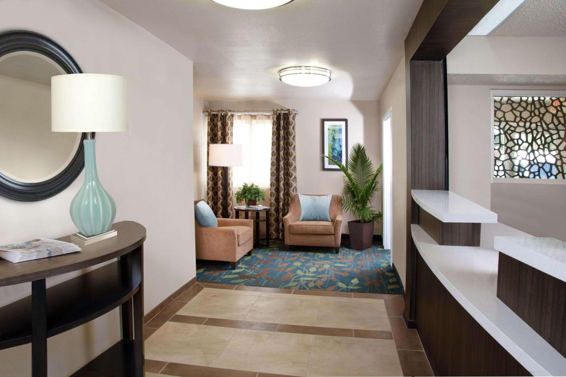 Sonesta Simply Suites Plano Frisco photo 3