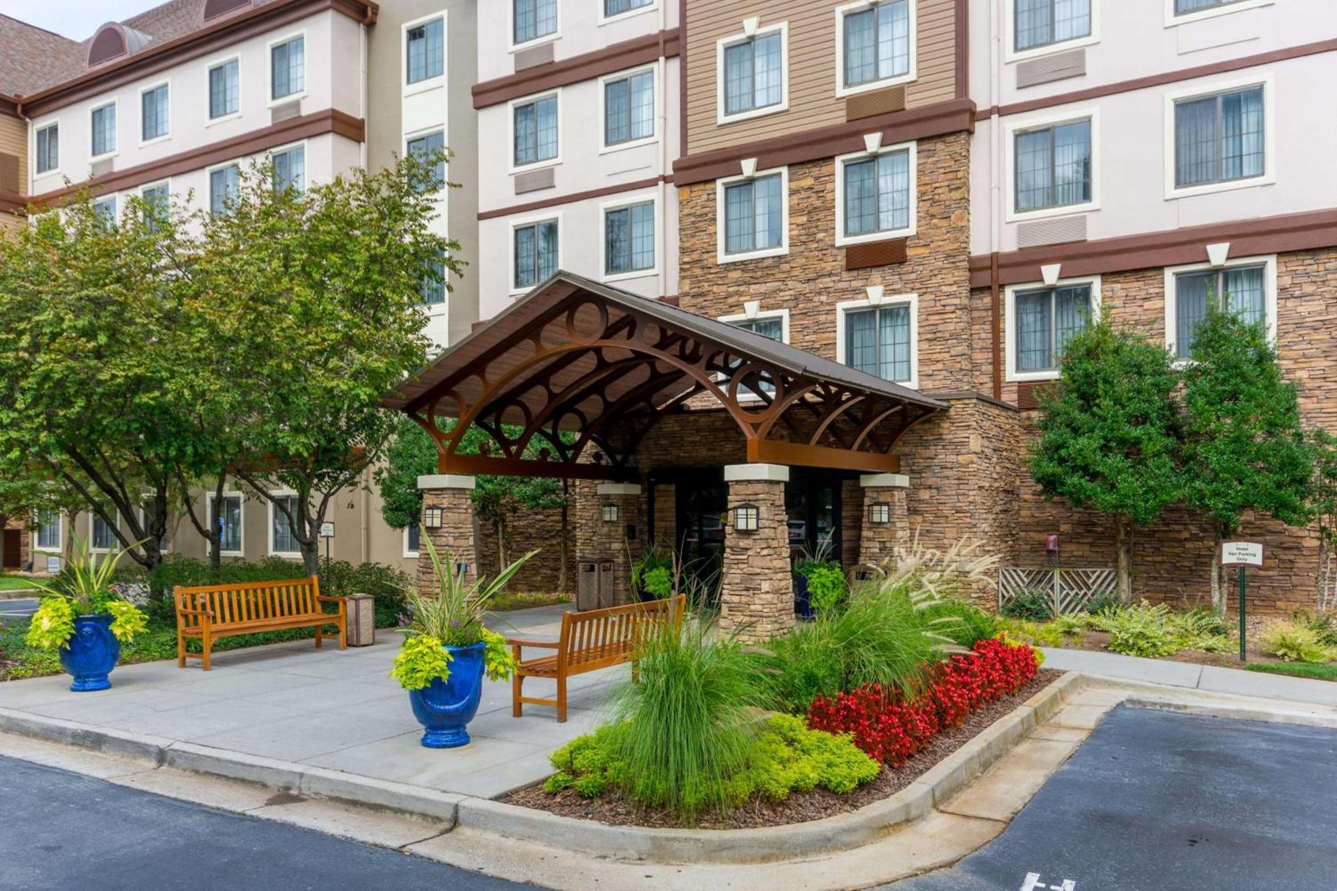 Sonesta ES Suites Atlanta Perimeter Center photo 35