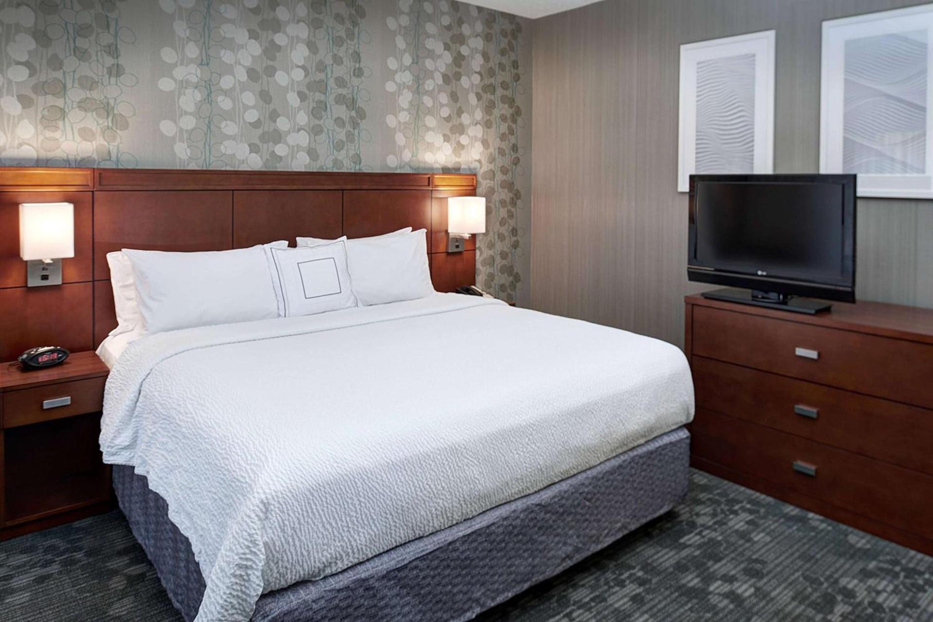 AmericInn by Wyndham Brookfield photo 9
