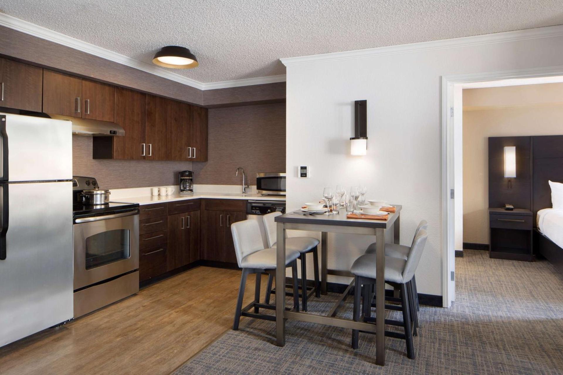 Sonesta ES Suites Fresno photo 24