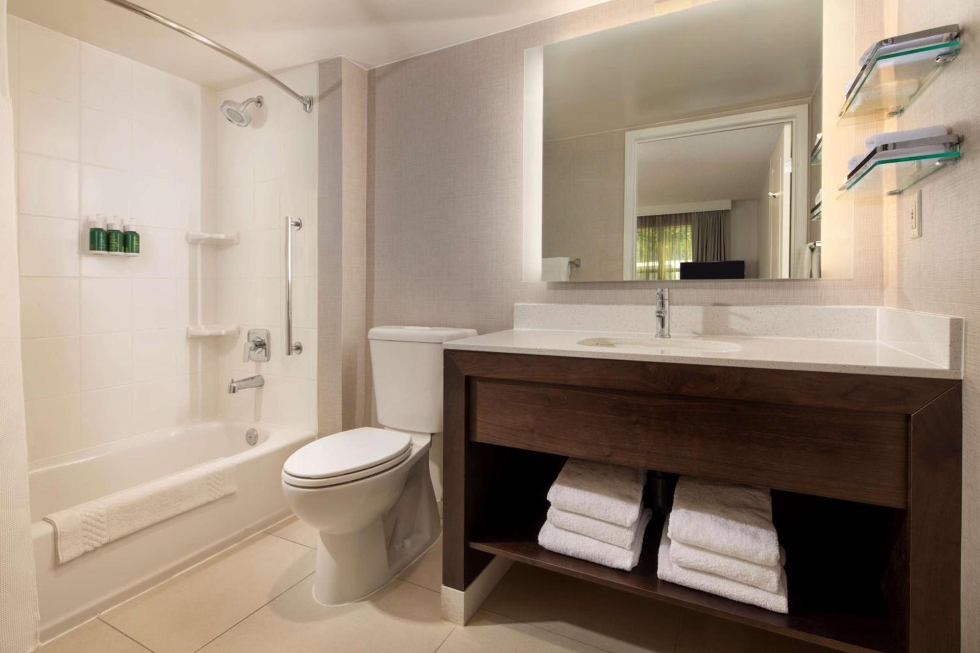 Sonesta ES Suites Fresno photo 28