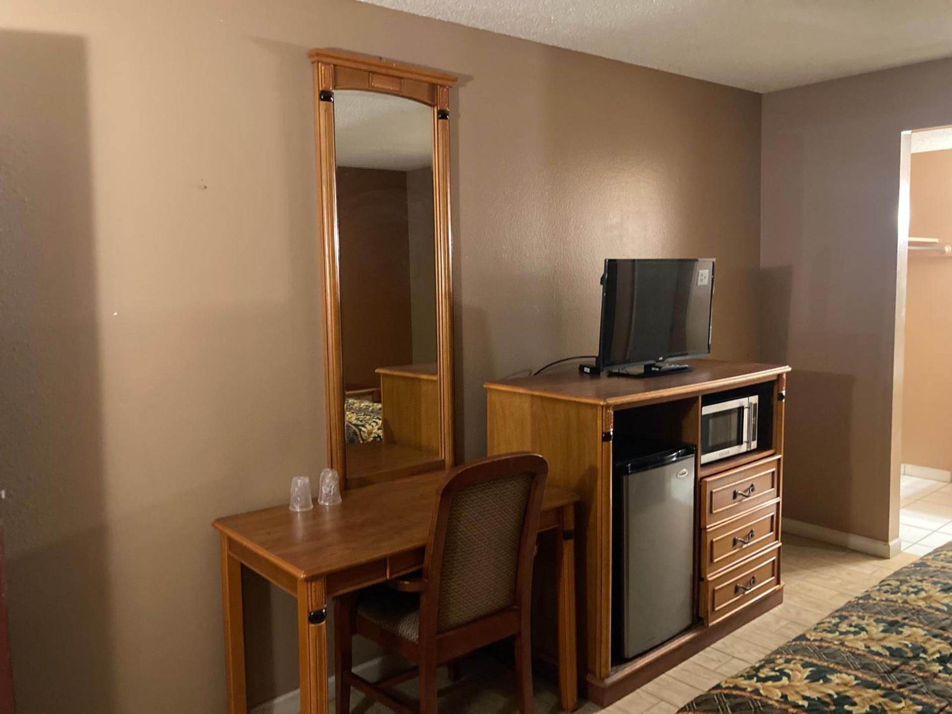 Rodeway Inn Yuma Downtown photo 18