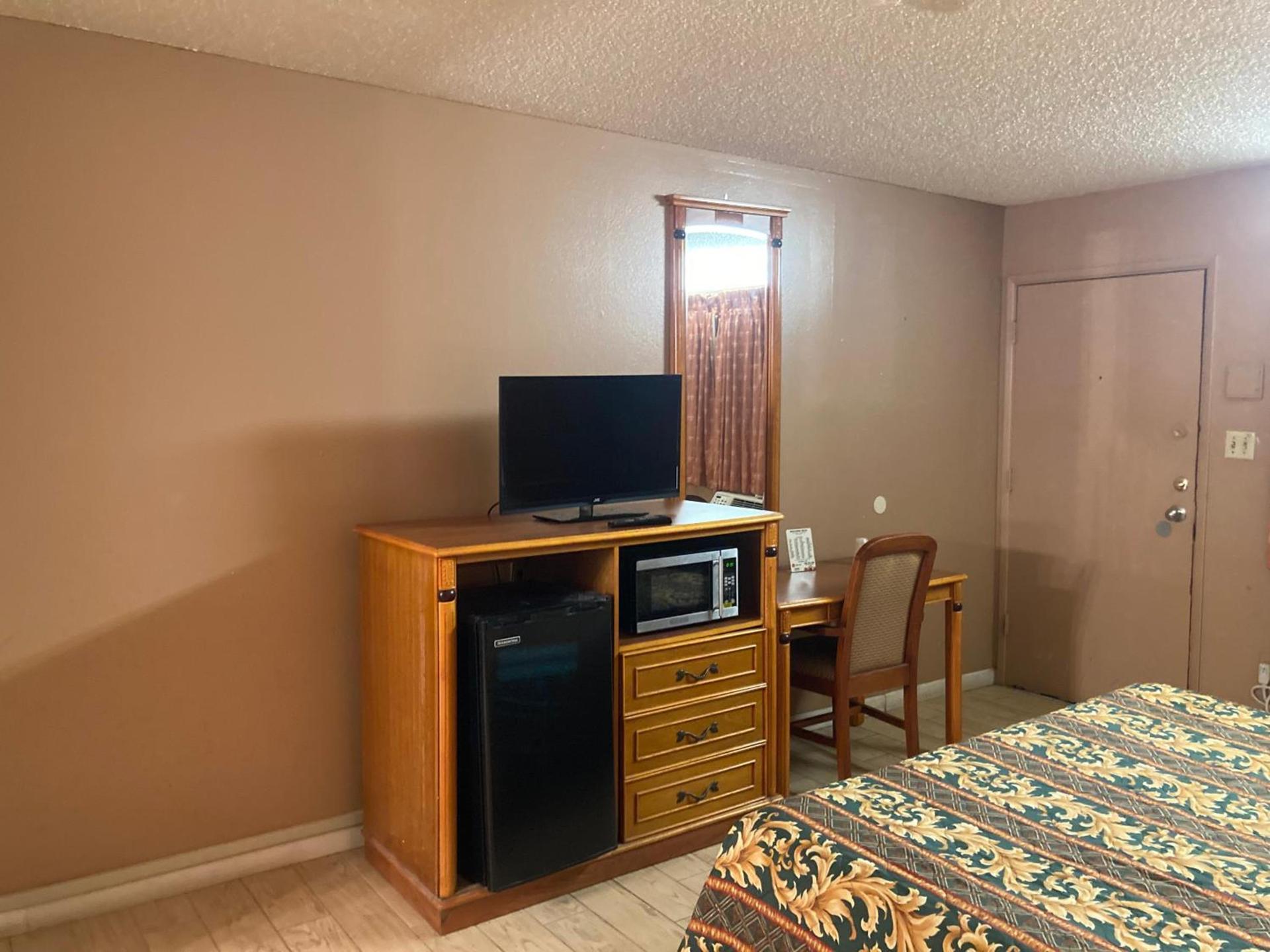 Rodeway Inn Yuma Downtown photo 32