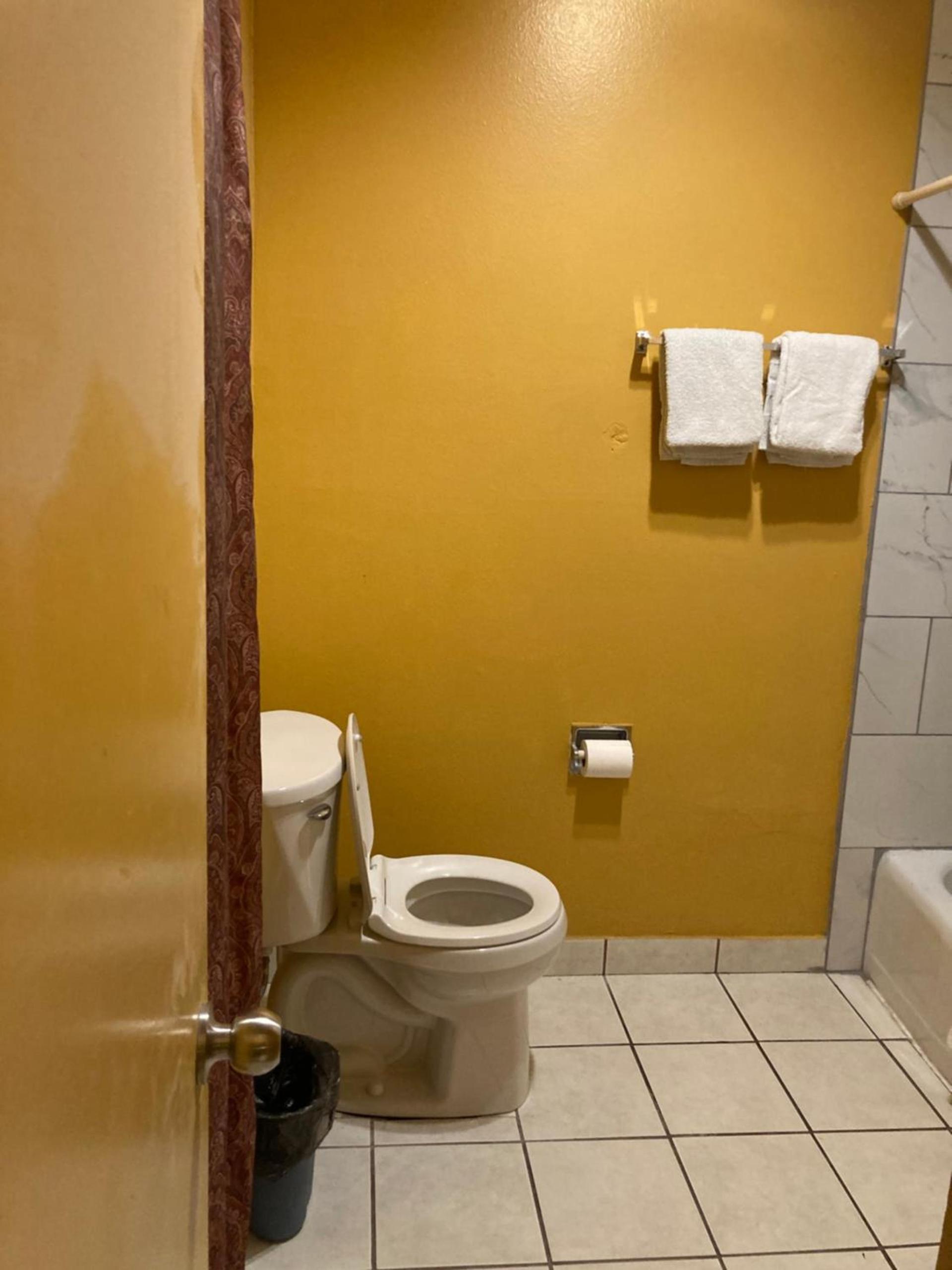 Rodeway Inn Yuma Downtown photo 34