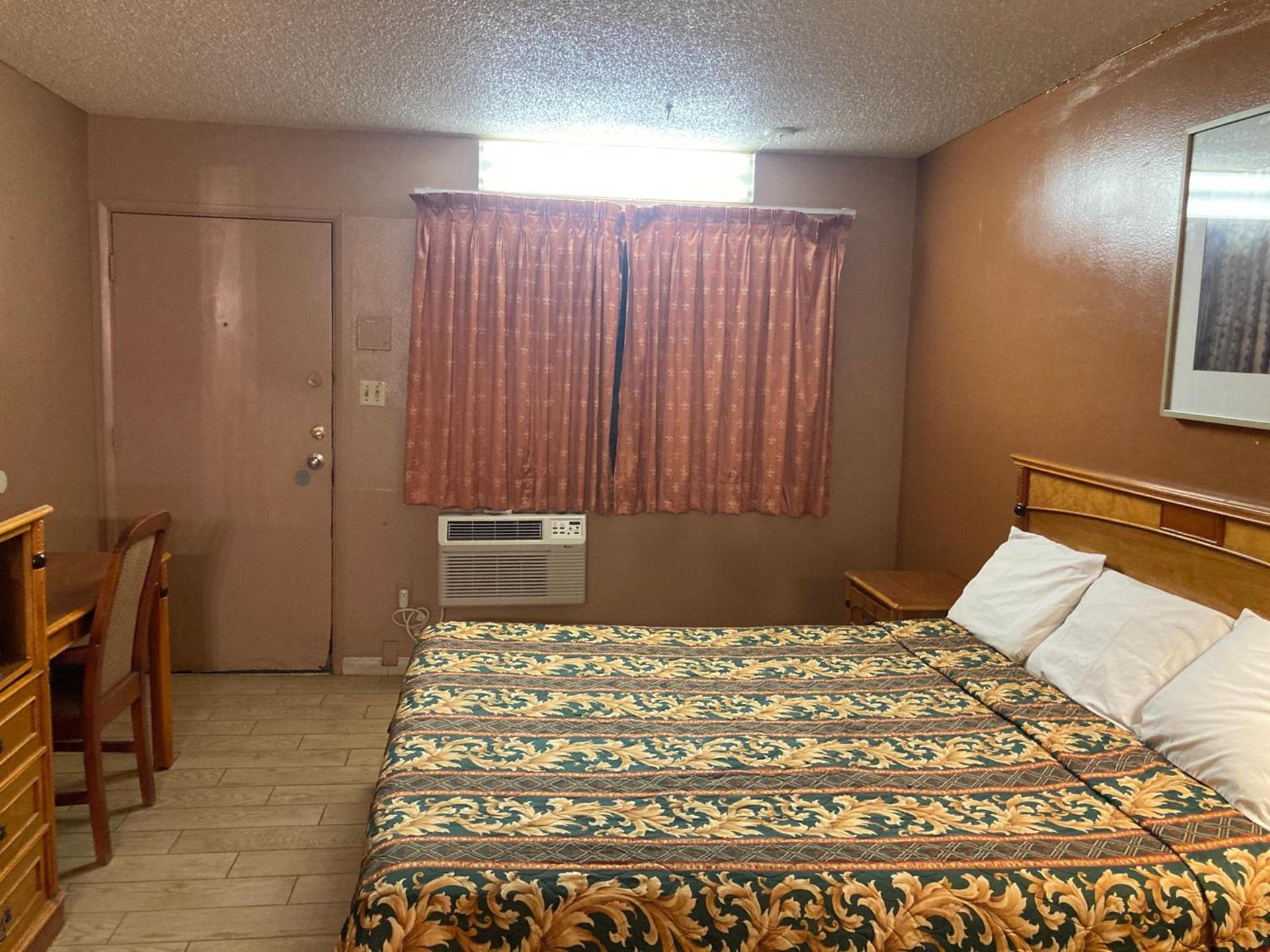 Rodeway Inn Yuma Downtown photo 49