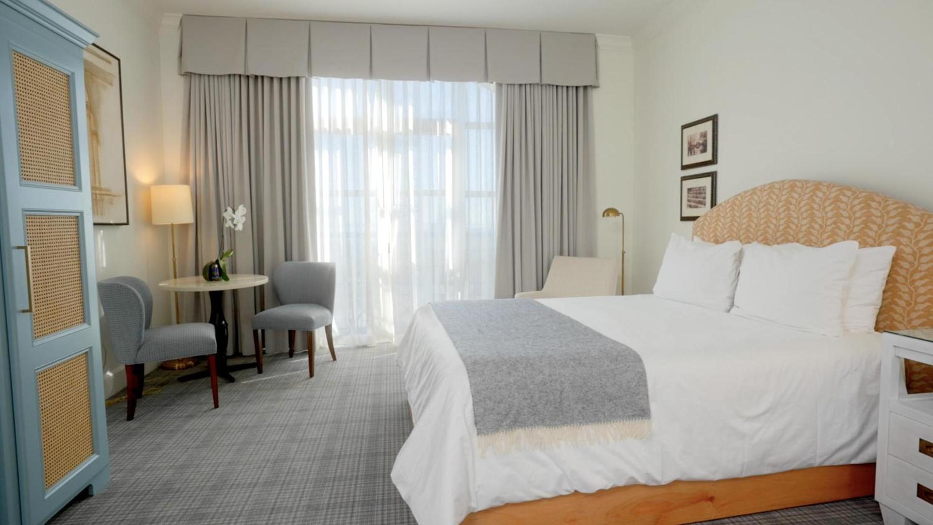 Harbourview Inn photo 64
