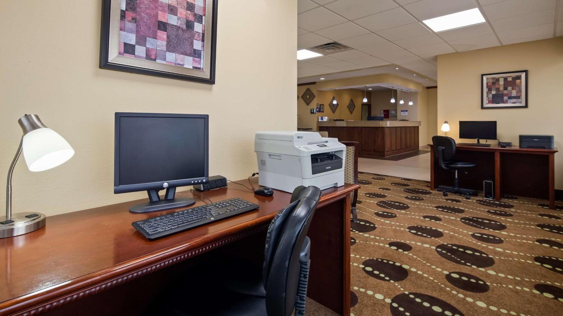 Best Western Geneseo Inn photo 8