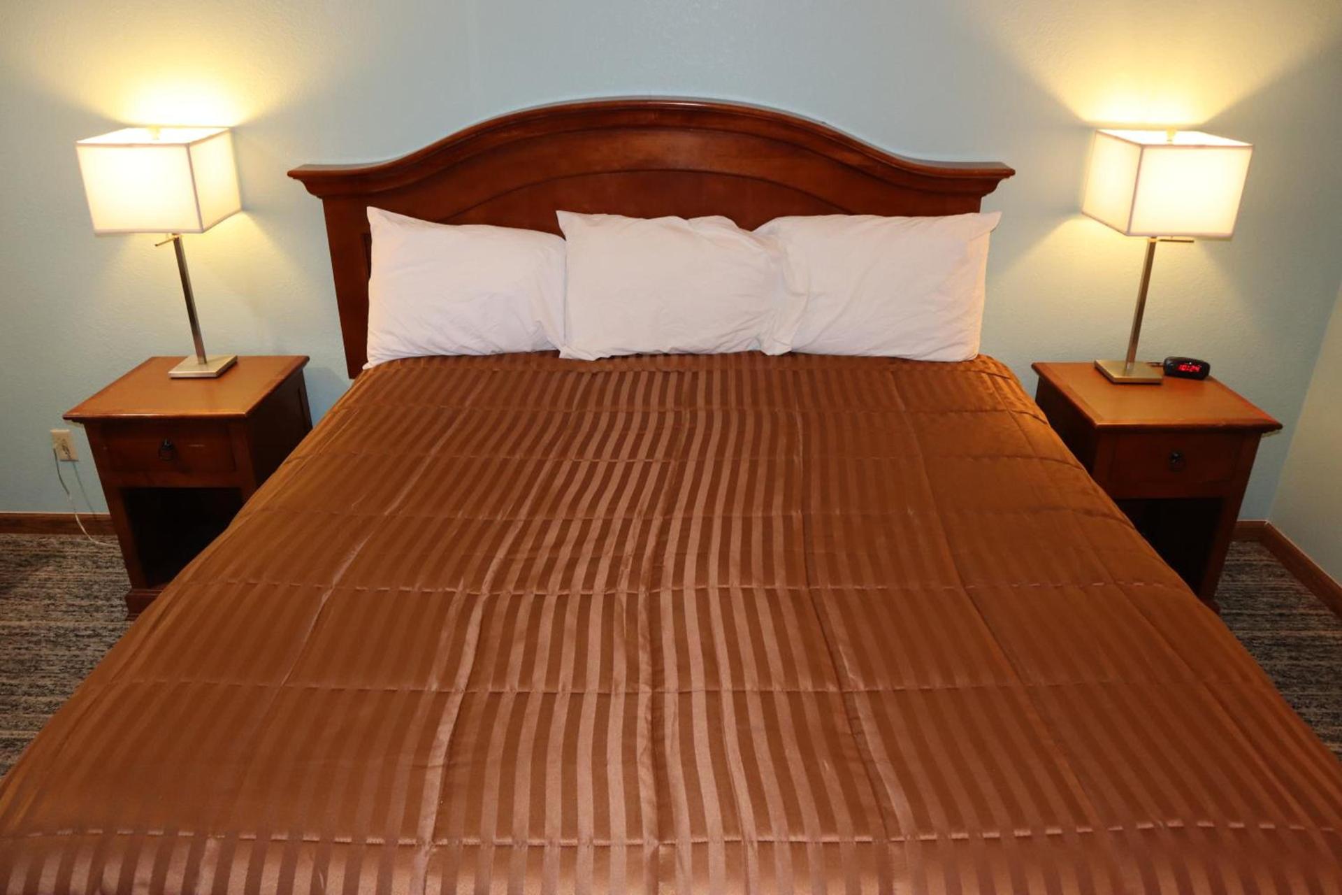 Silver Sands Motel photo 11
