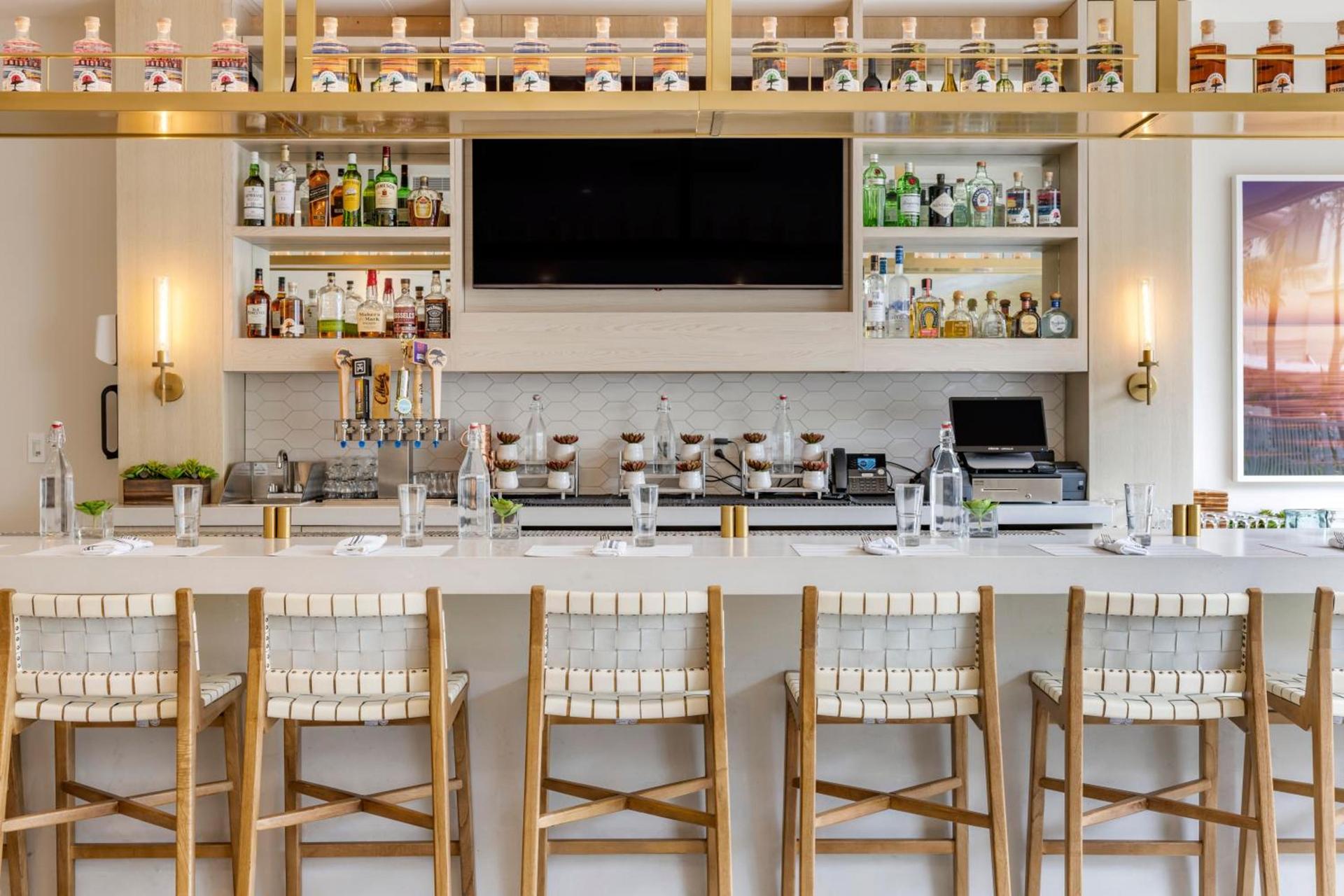 Cambria Hotel Calabasas - Malibu photo 64