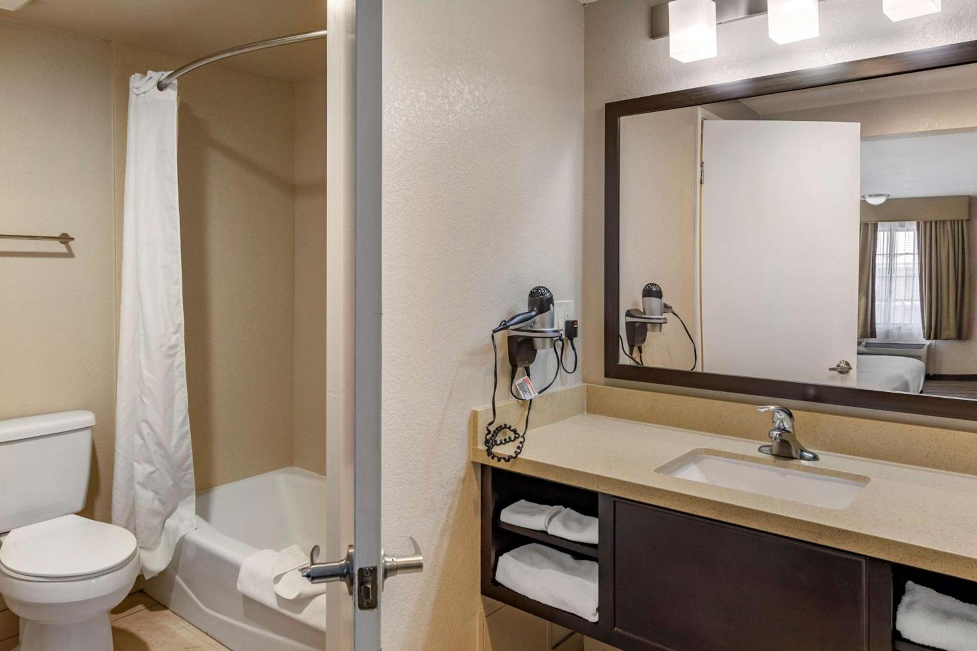 Best Western Country Inn Temecula photo 23