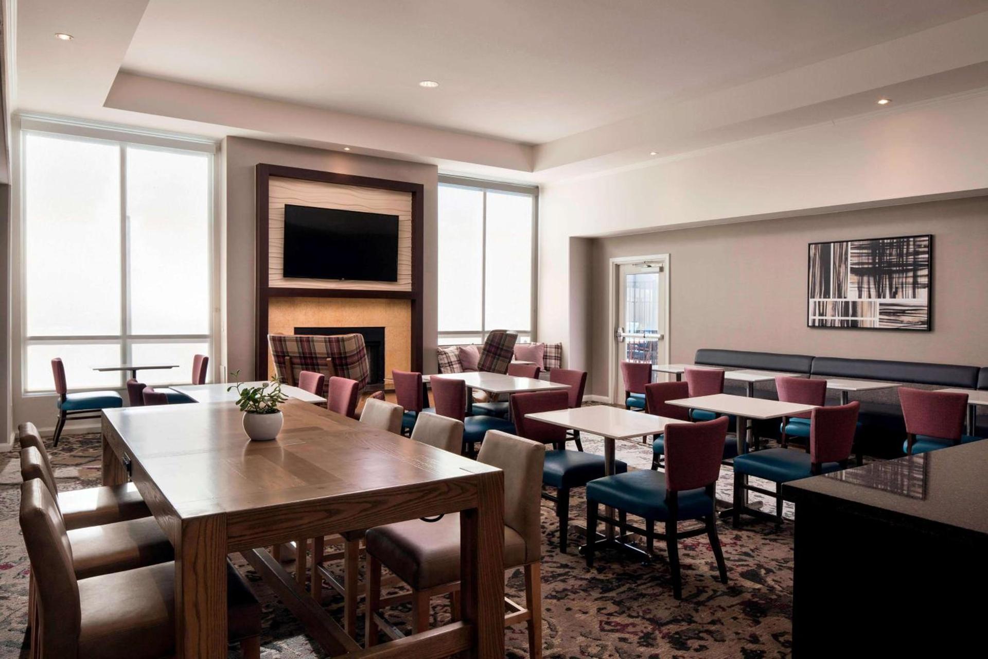 Sonesta ES Suites Scottsdale Paradise Valley photo 3