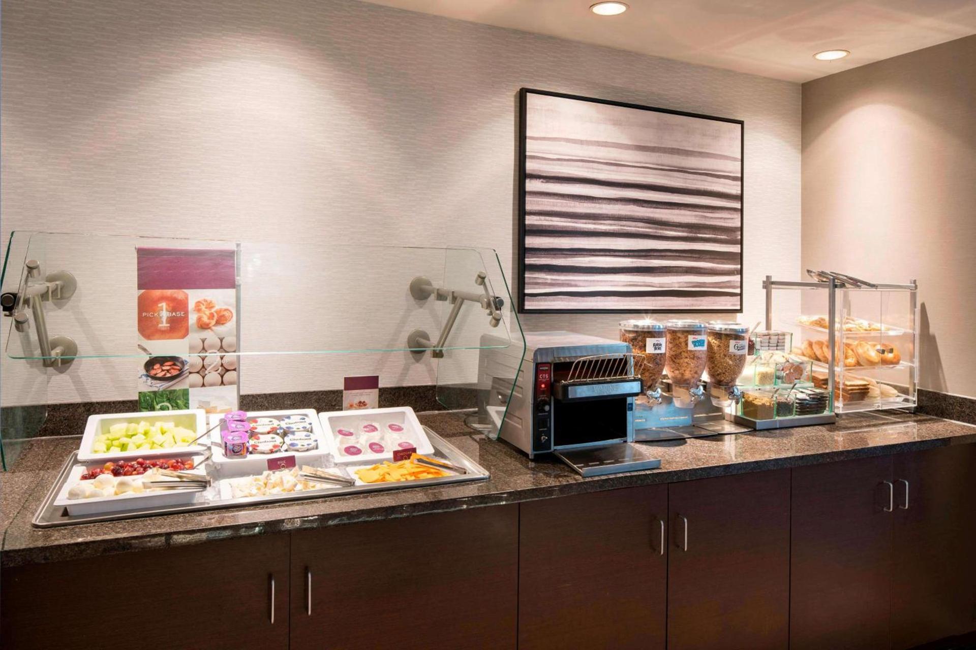 Sonesta ES Suites Scottsdale Paradise Valley photo 12