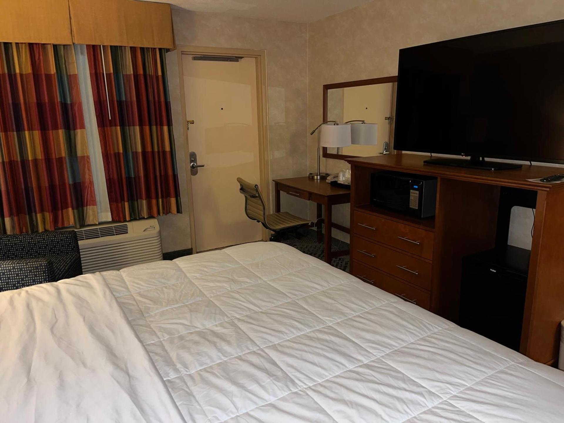 Quality Inn and Conference Center Greeley Downtown photo 12