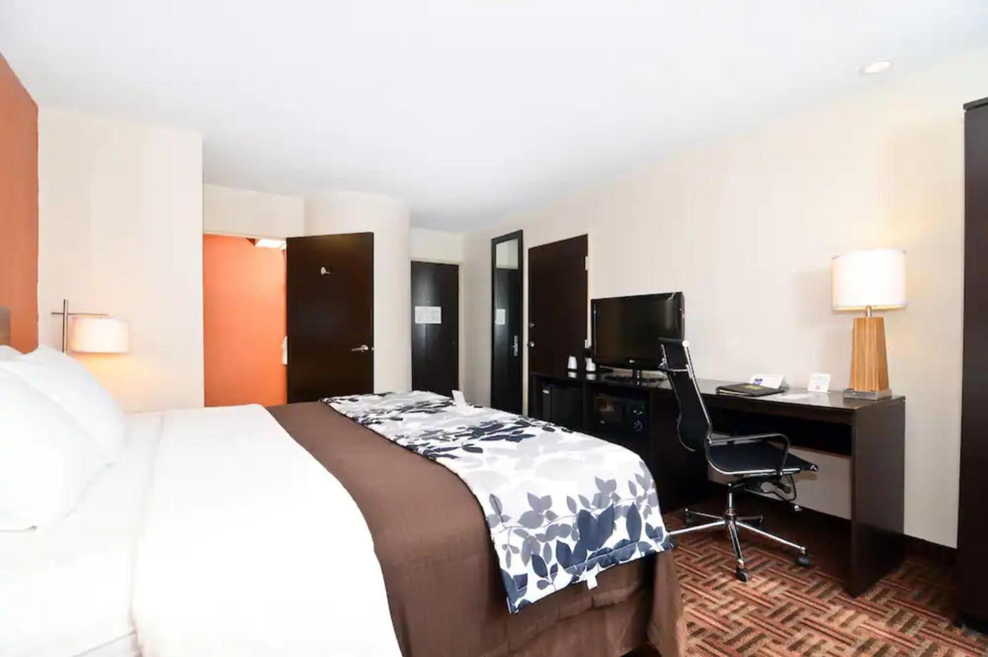 Sleep Inn O'Fallon near I-64 photo 27