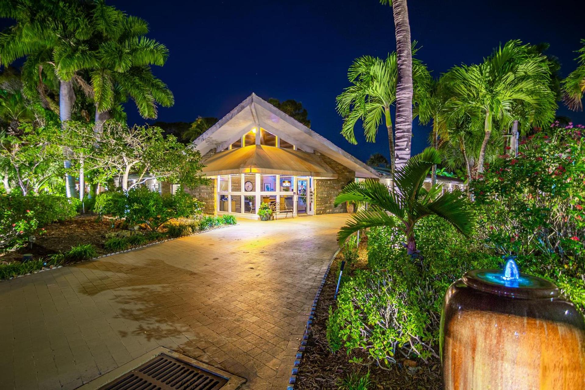 The Fairways Inn of Naples — hotel in Naples