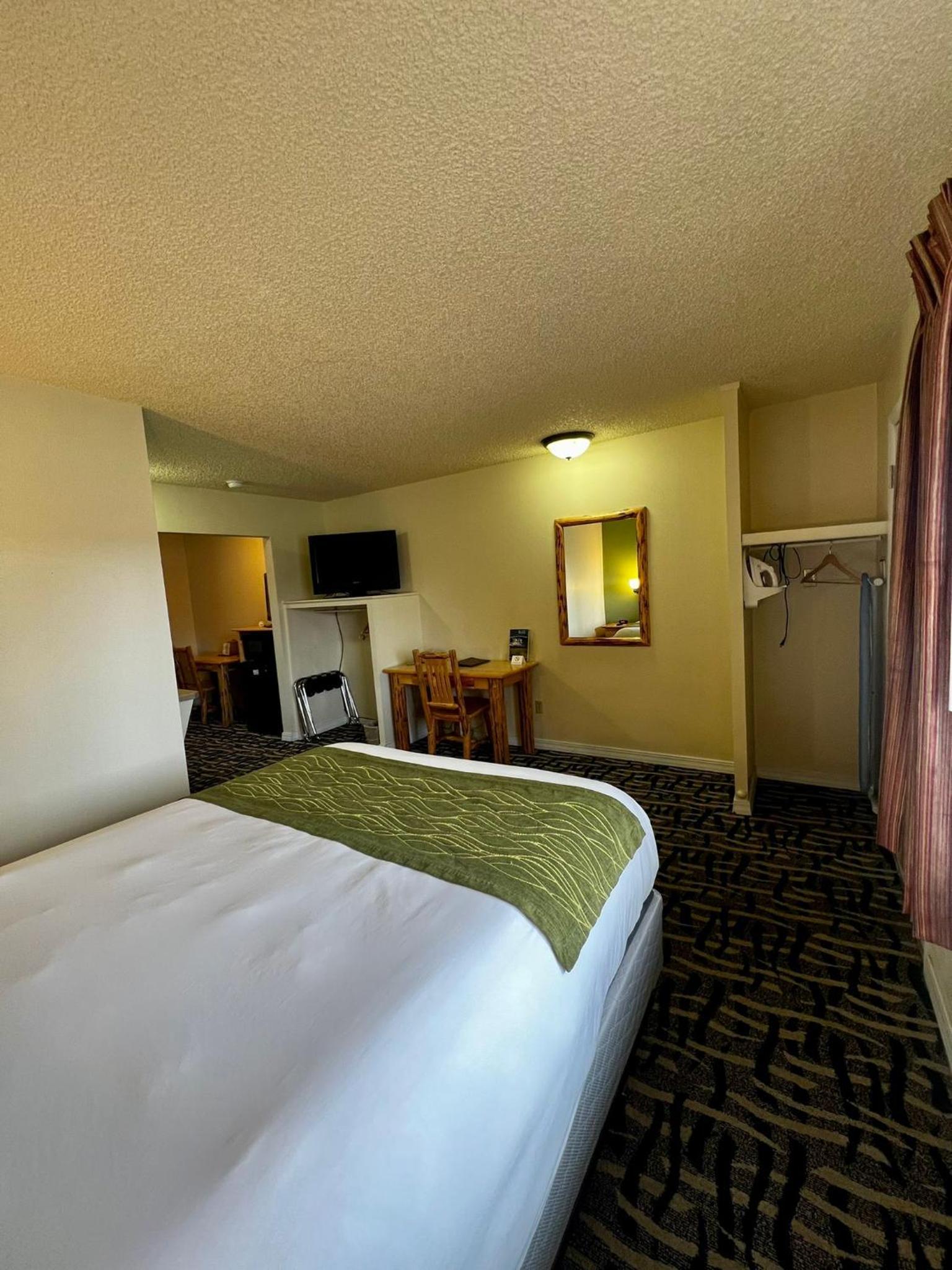 Cody Legacy Inn & Suites photo 31