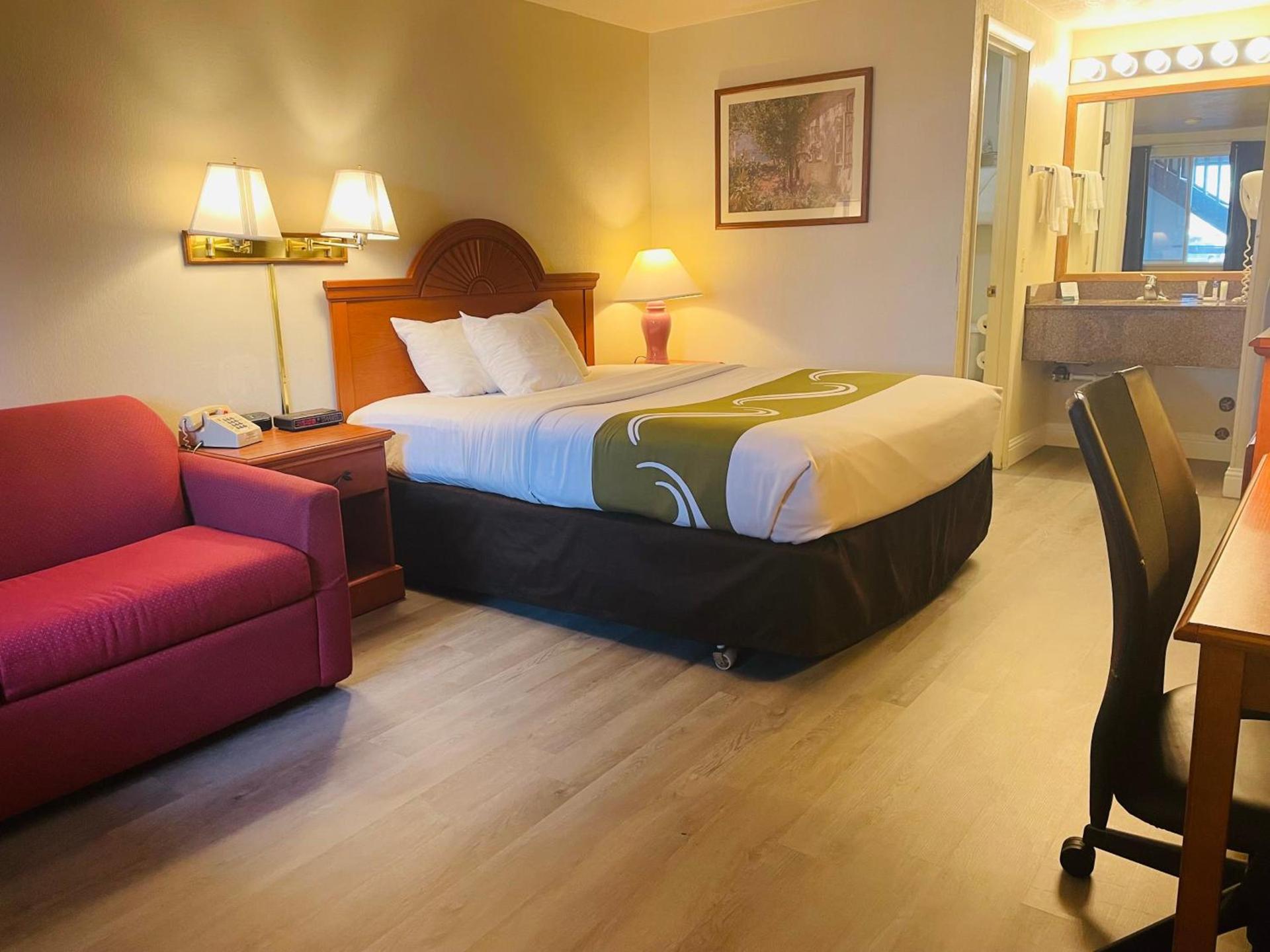 America's Best Value Inn Sandpoint photo 39