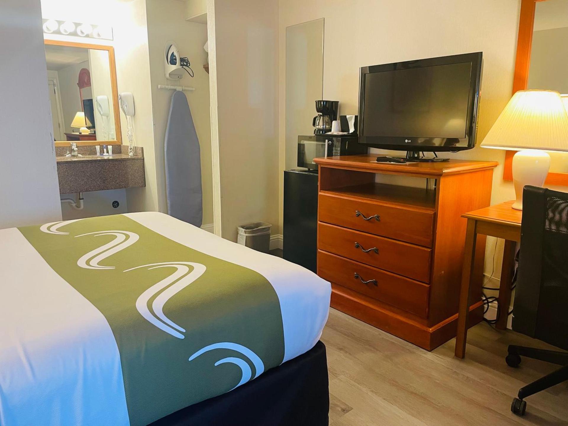America's Best Value Inn Sandpoint photo 37
