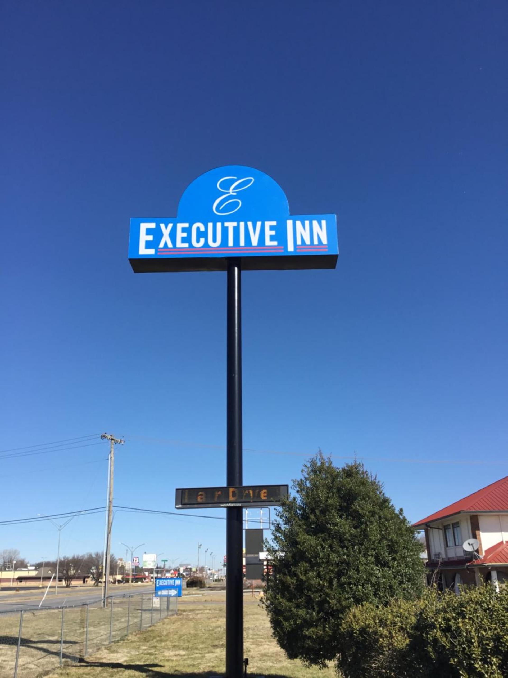 Executive Inn photo 5