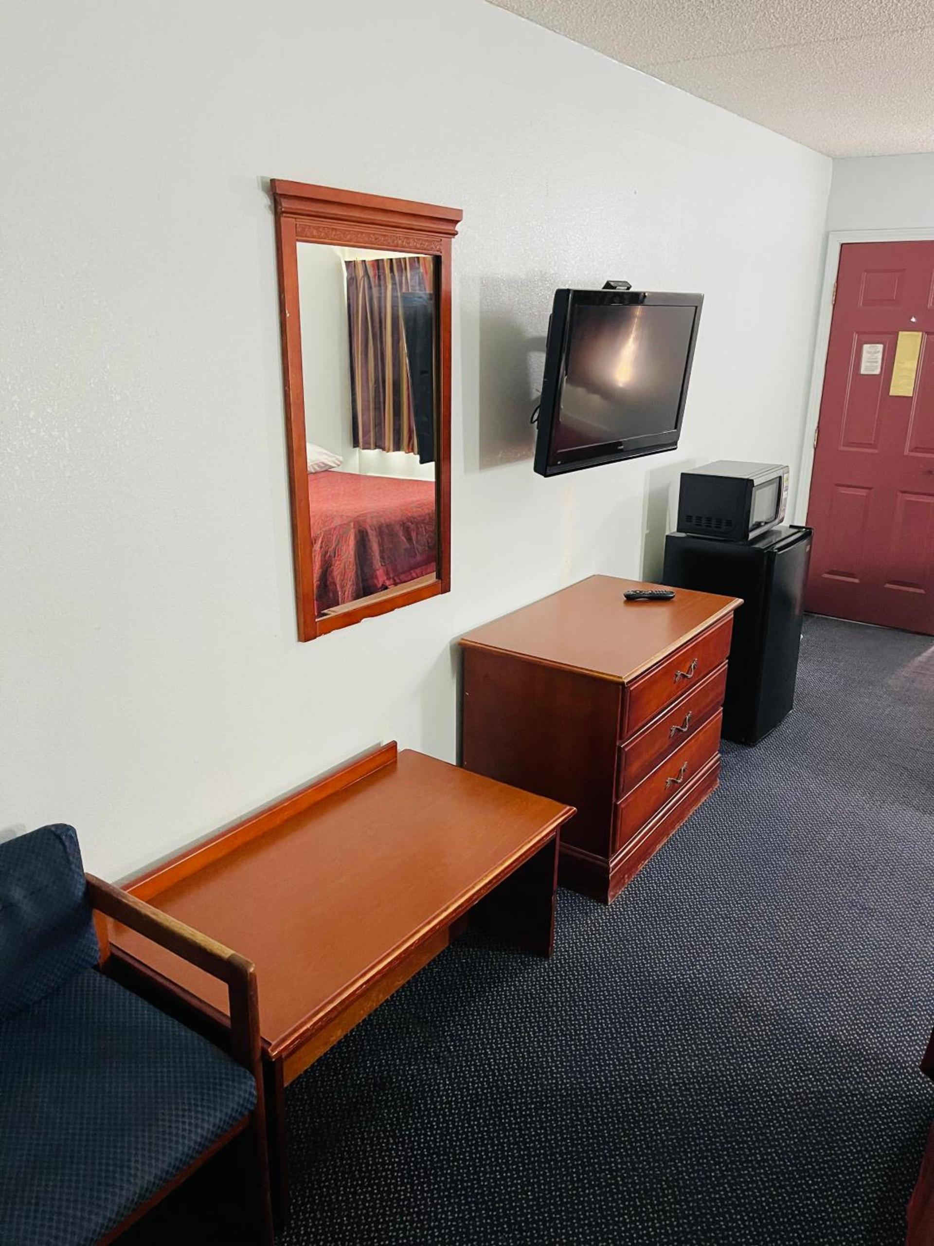Executive Inn photo 7