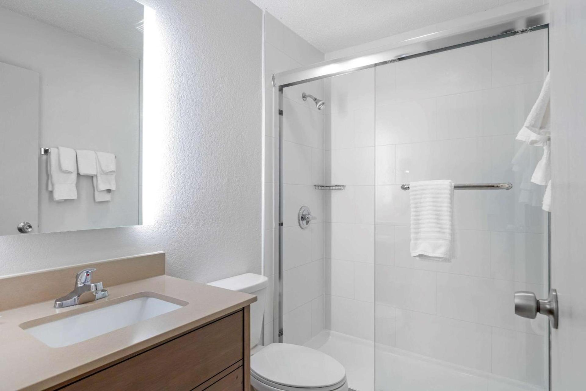 Comfort Inn Detroit - Troy photo 24
