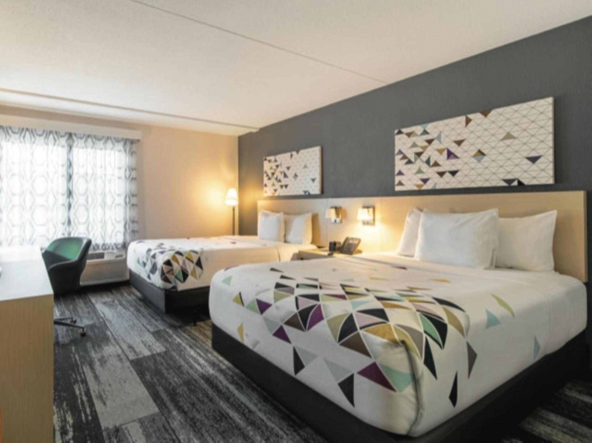 Baymont by Wyndham White Plains - Elmsford photo 48