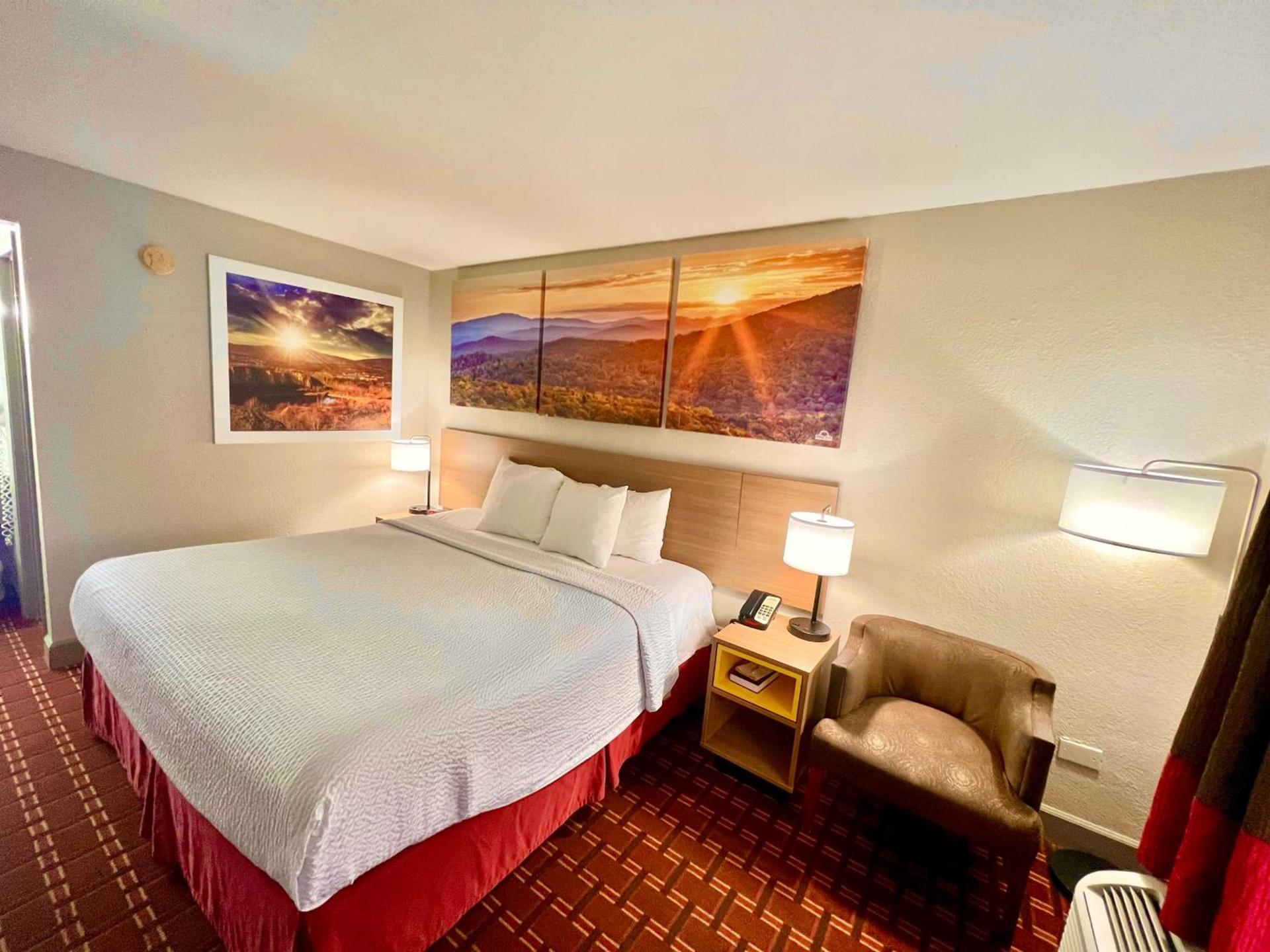 Days Inn by Wyndham Athens photo 17