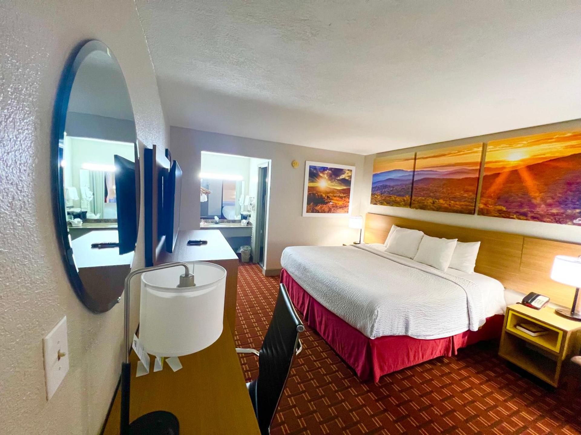 Days Inn by Wyndham Athens photo 15