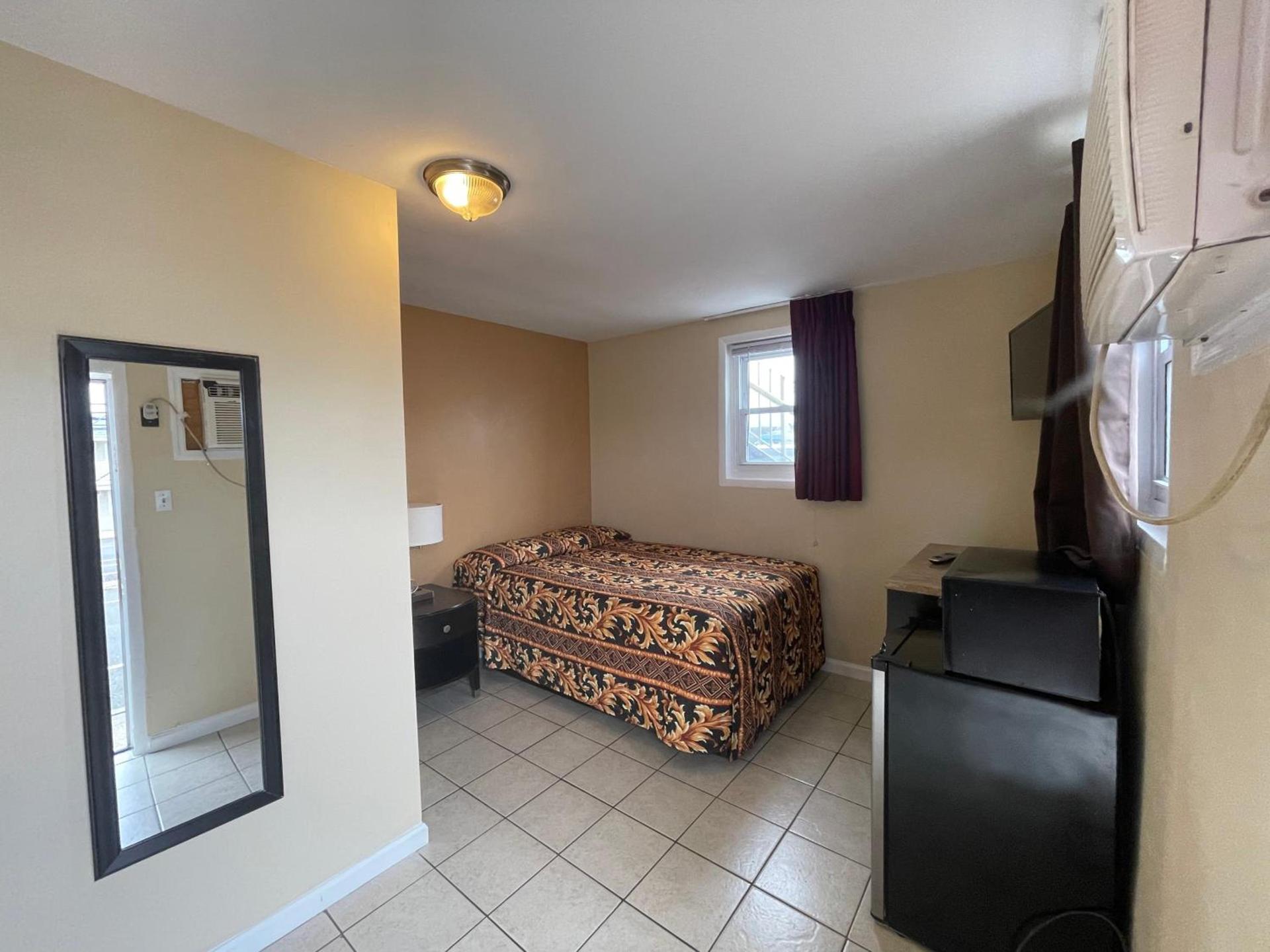 Anchor Motel photo 9