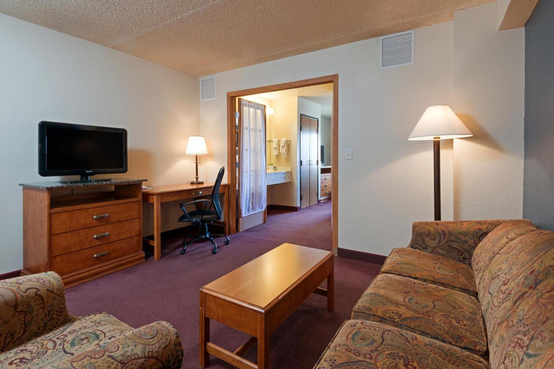 AmericInn by Wyndham Rexburg BYUI photo 13