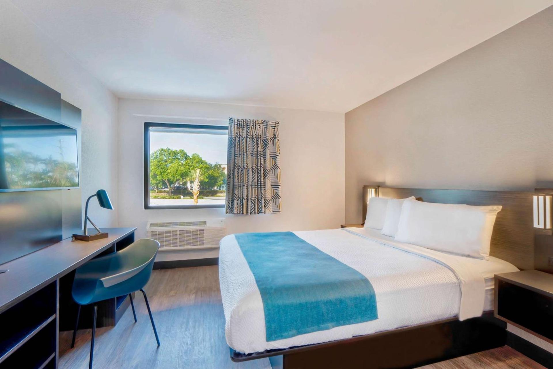 Motel 6-Fort Lauderdale, FL photo 7