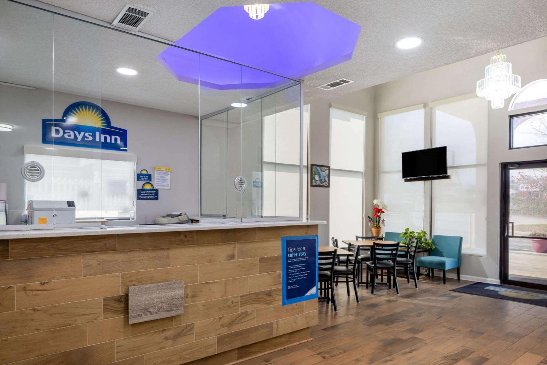 Days Inn by Wyndham Jackson photo 8