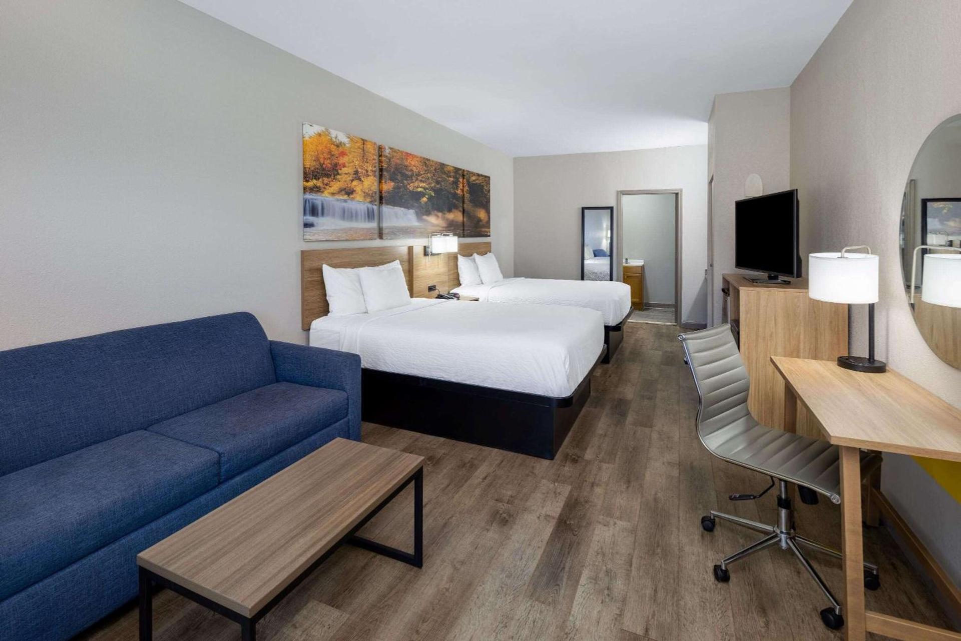 Days Inn by Wyndham Jackson photo 24