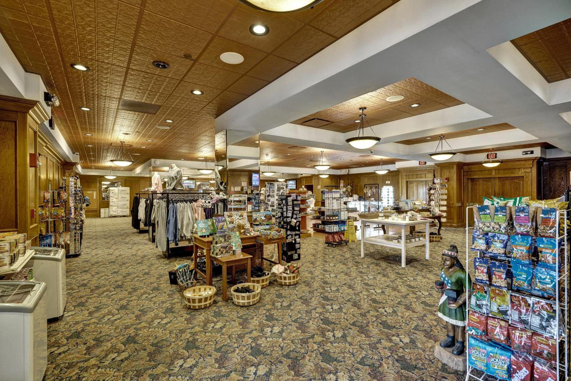 Quality Hotel & Suites At The Falls photo 19