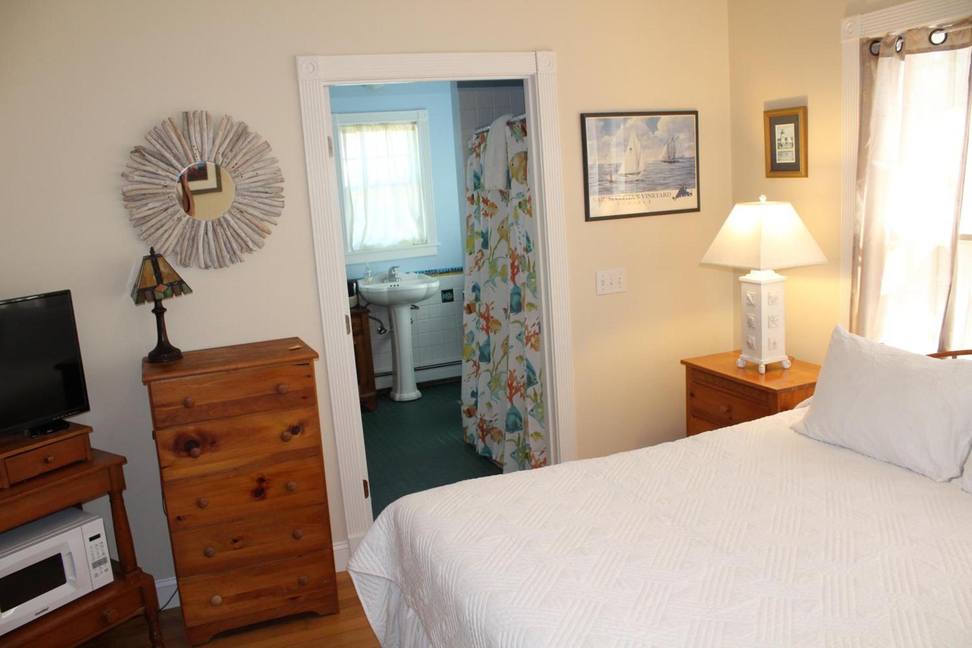 West Tisbury Inn photo 13