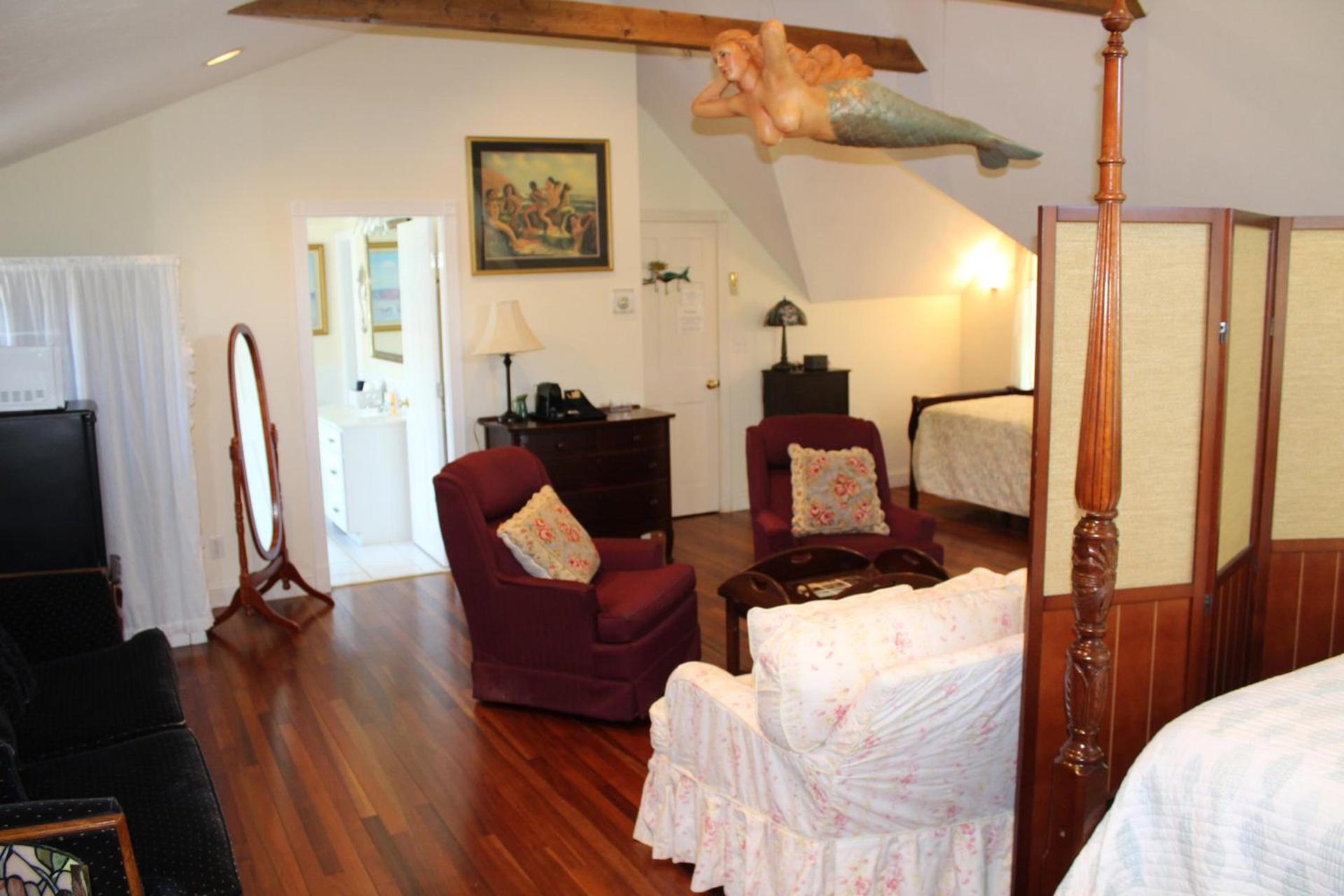 West Tisbury Inn photo 15