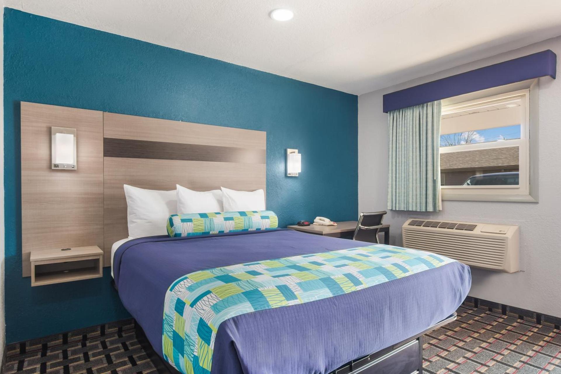 Knights Inn and Suites Salem photo 12