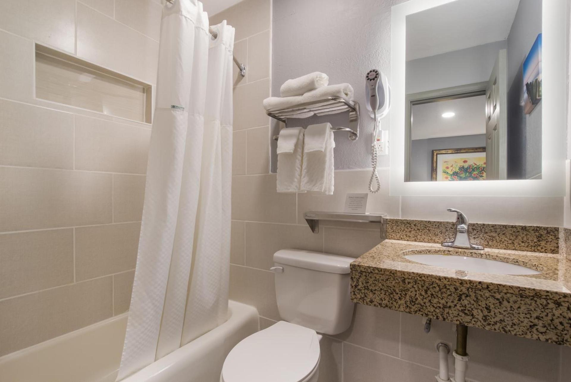 Knights Inn and Suites Salem photo 16