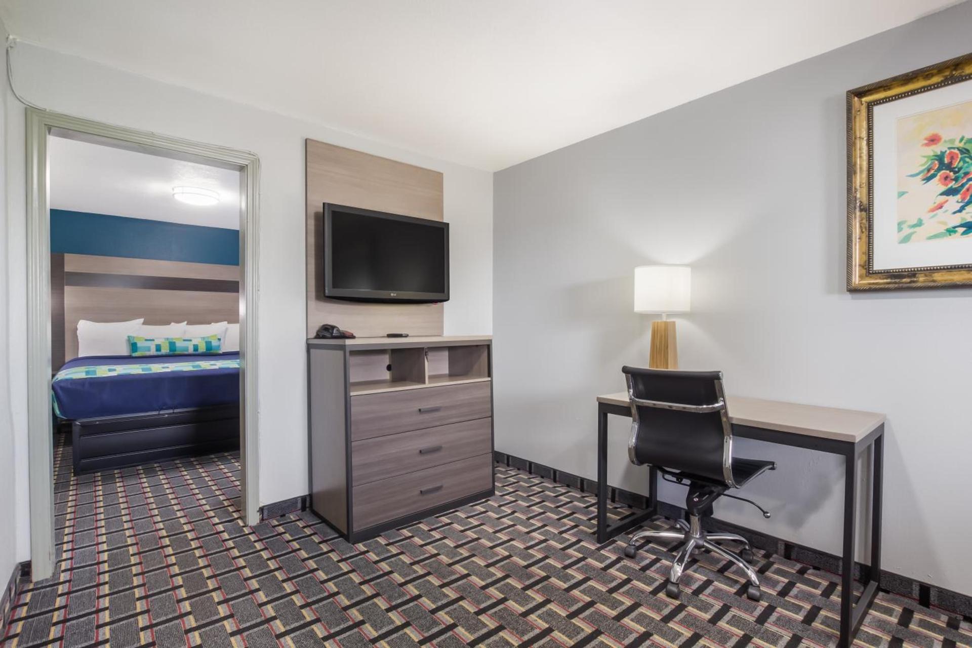 Knights Inn and Suites Salem photo 18
