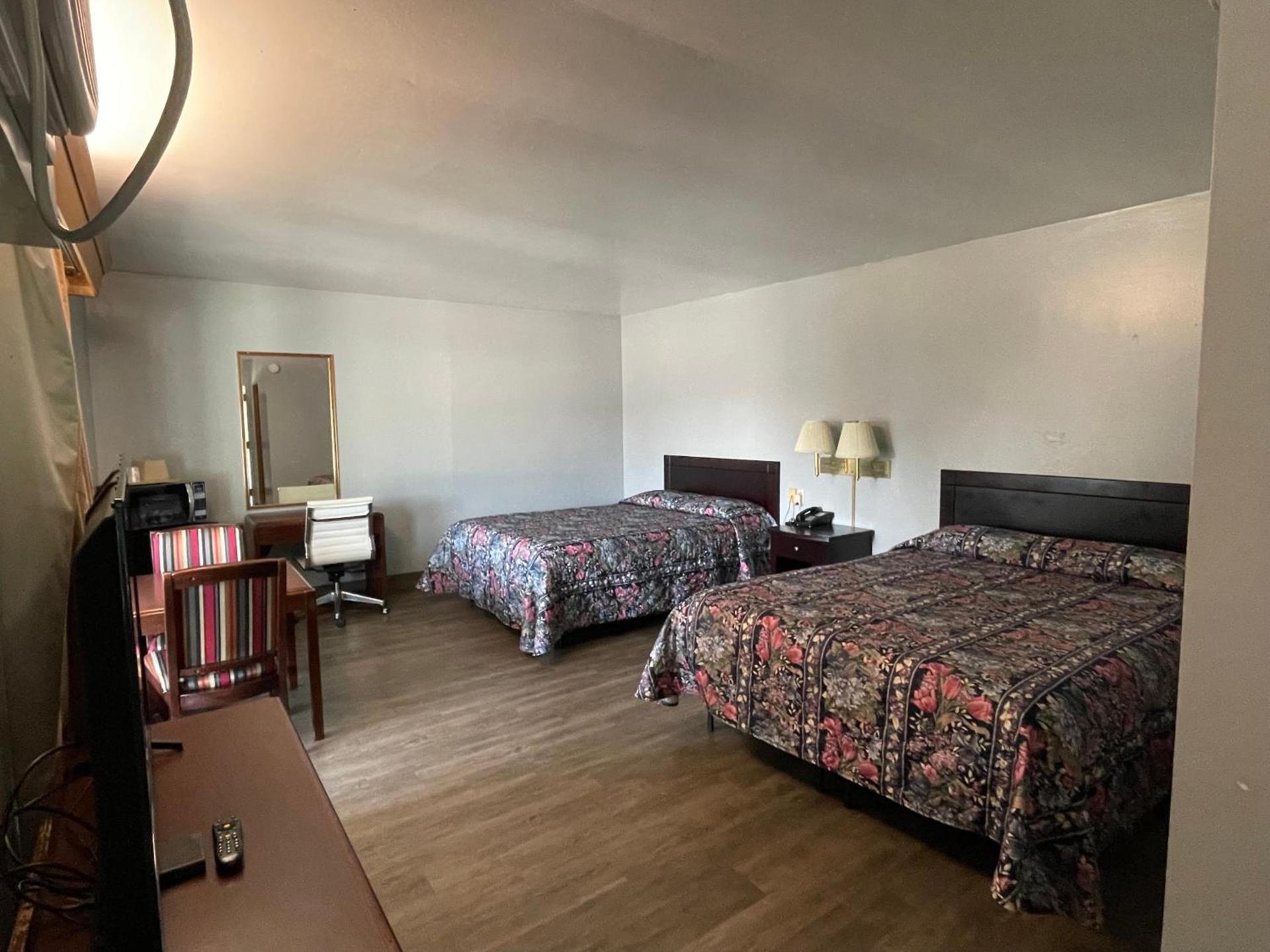 Executive Inn photo 5