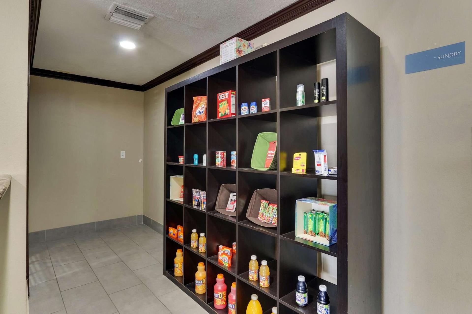 Best Western Plus University Inn & Suites photo 34
