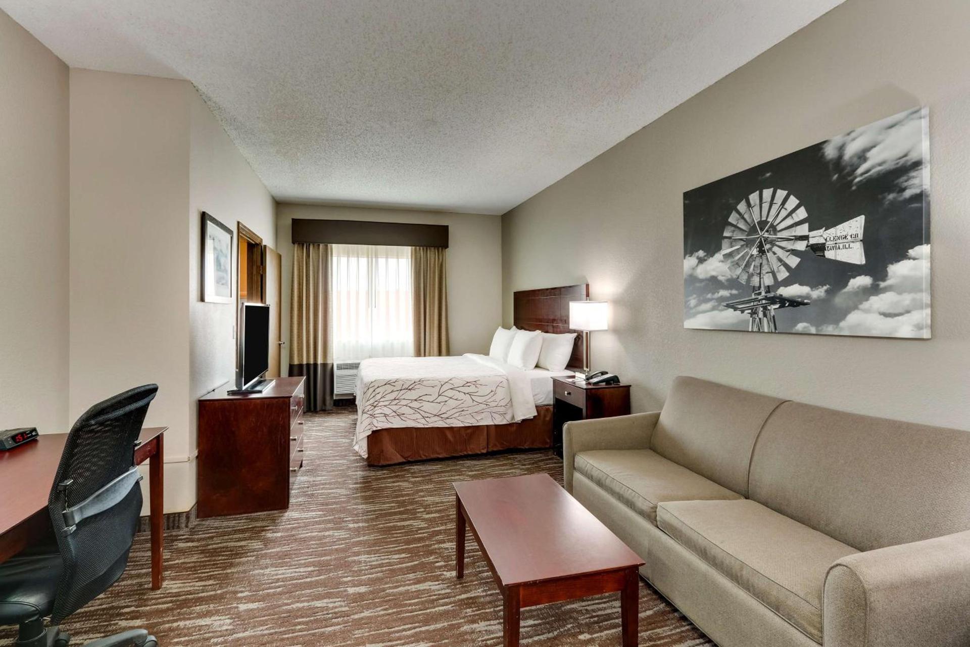 Best Western Plus University Inn & Suites photo 9