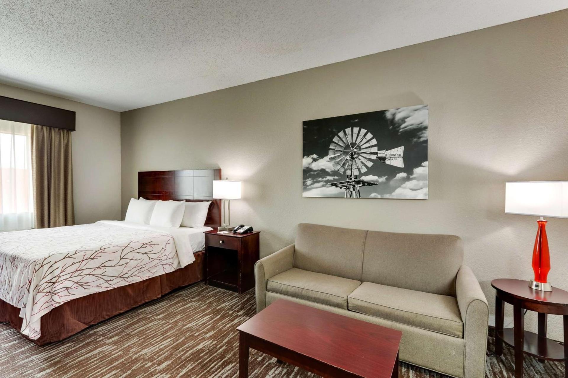 Best Western Plus University Inn & Suites photo 4