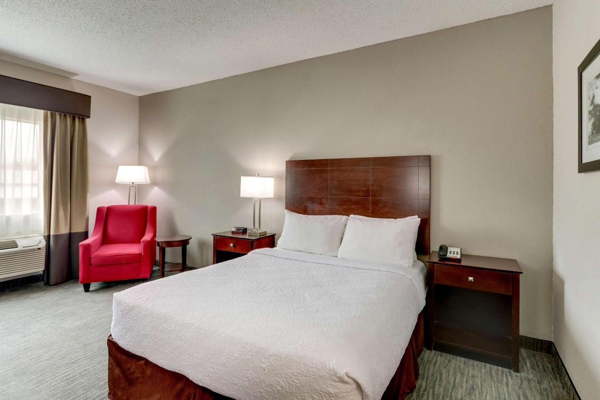Best Western Plus University Inn & Suites photo 21