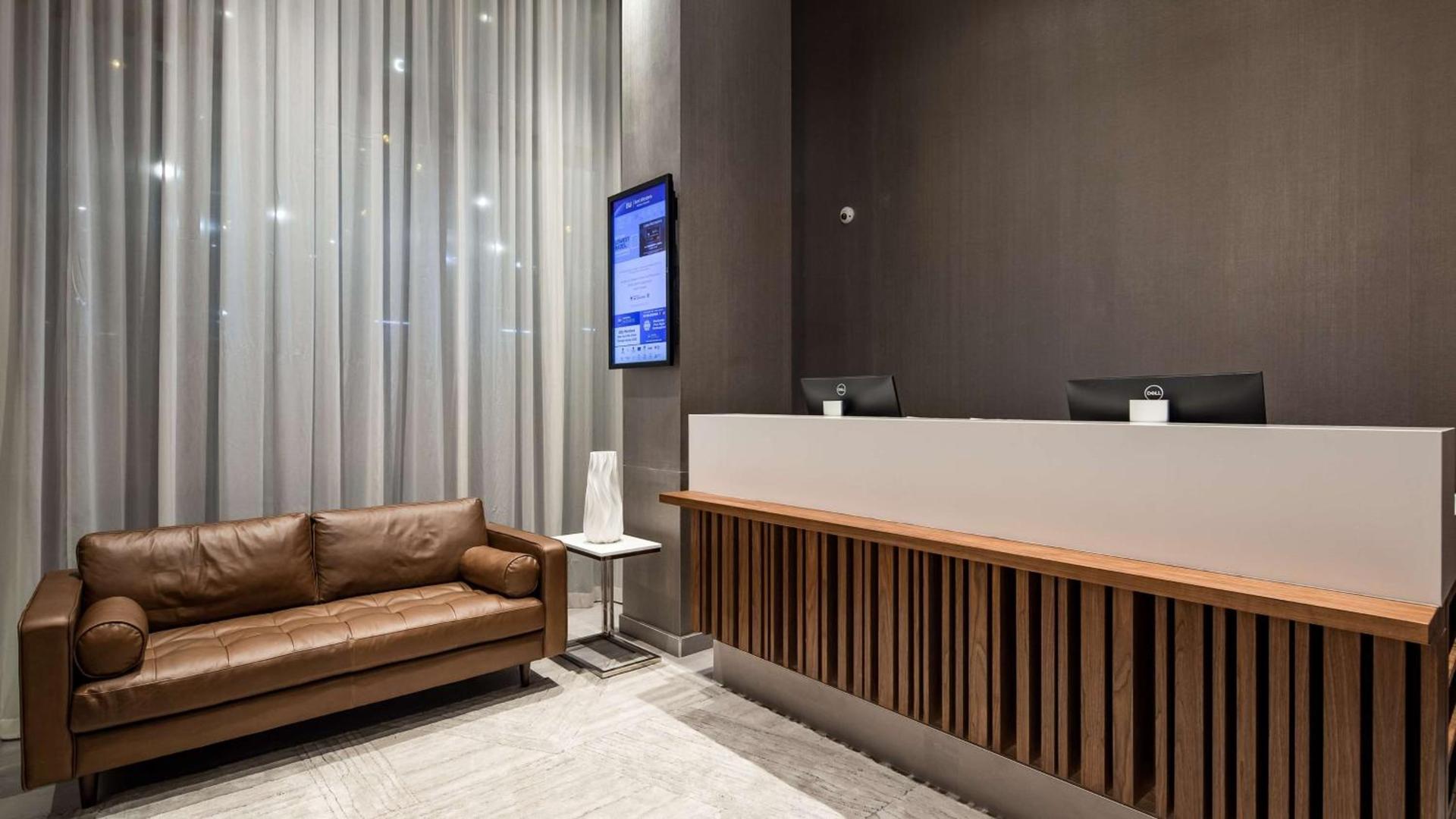 Best Western Premier Empire State Hotel photo 5