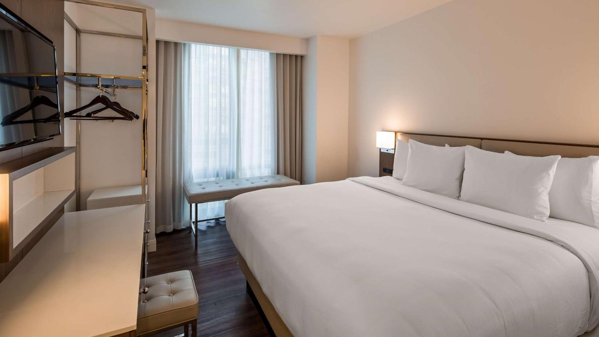 Best Western Premier Empire State Hotel photo 7