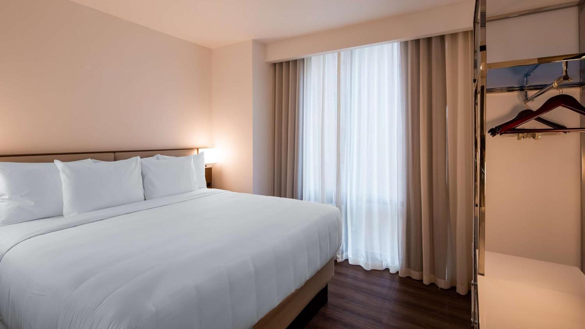 Best Western Premier Empire State Hotel photo 11